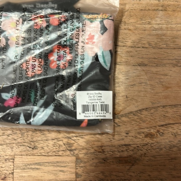 Vera Bradley Signature Cotton Zip ID Case Tangerine Twist NWT DISCONTINUED - Picture 5 of 5